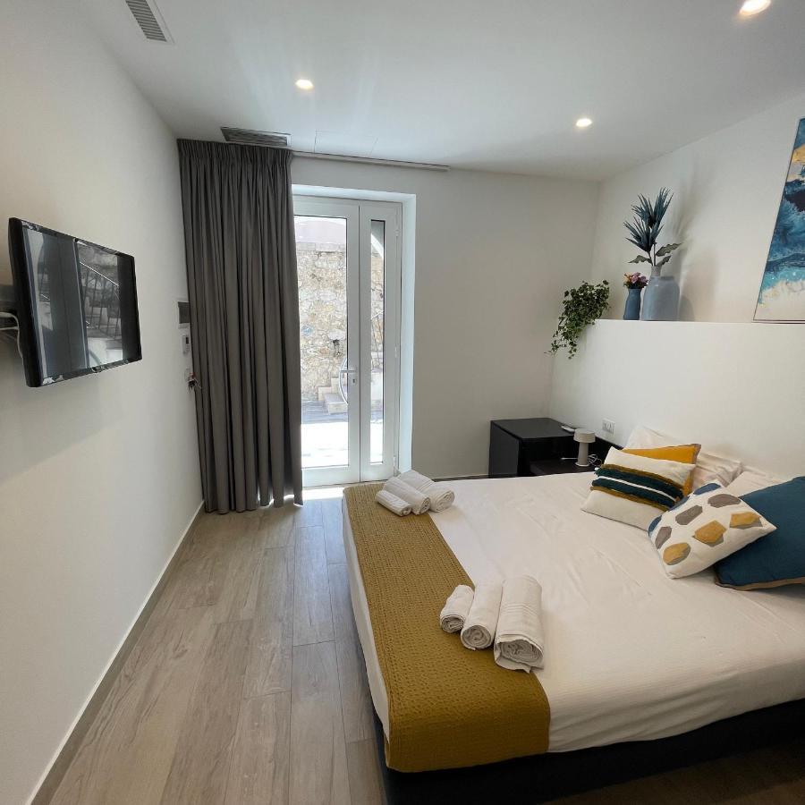 Namuri Luxury Rooms Taormina Kültér fotó